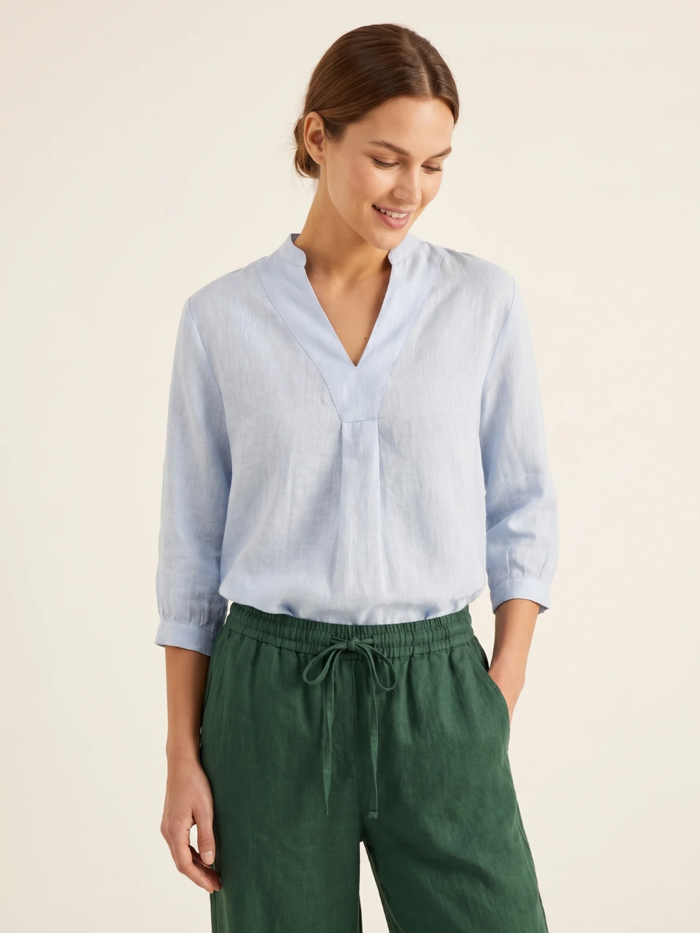 SLOANE Women's Three-Quarter Sleeve Linen Popover Blouse