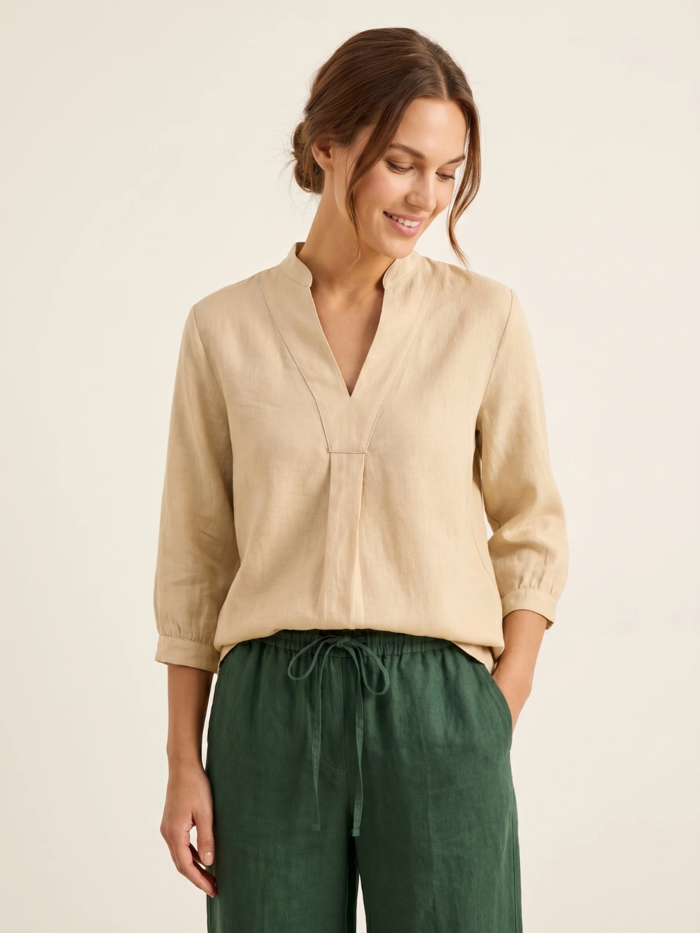 SLOANE Women's Three-Quarter Sleeve Linen Popover Blouse