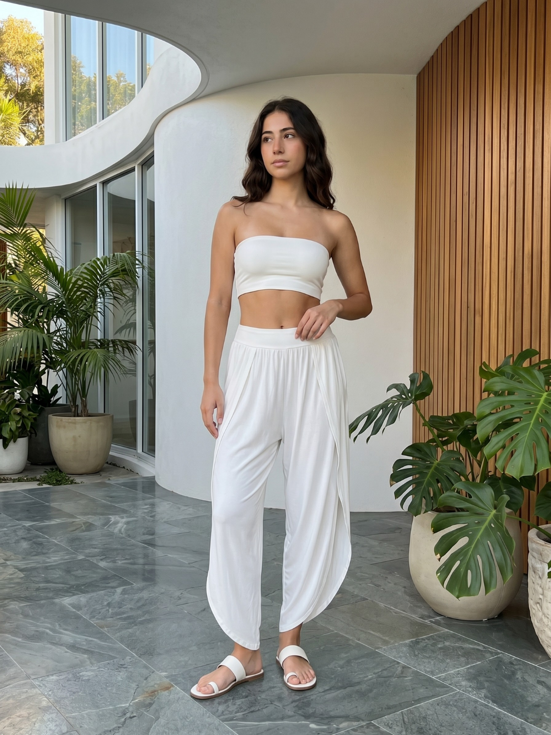 CAROLINE Women's Genie Side-Slit Pant